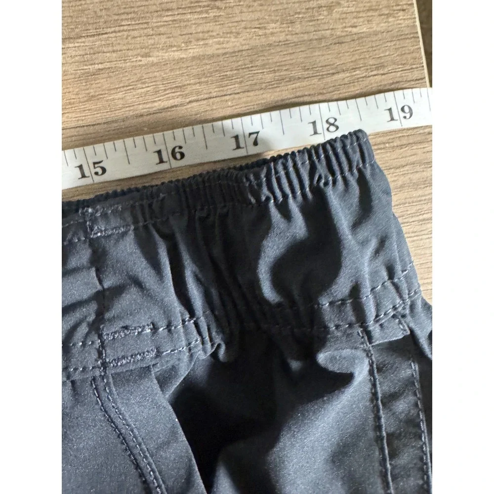 Lands End Womens 20W Black Active‎ Shorts Drawstring Pockets Stretch Hiking Gym